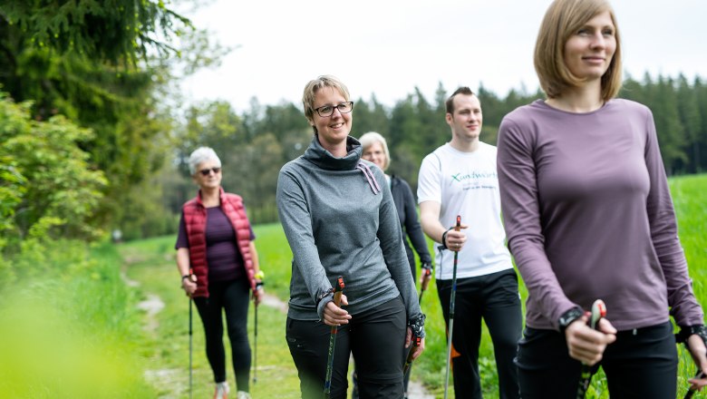 Nordic Walking, © Lebens.Resort Ottenschlag Nordic Walking, © Lebens.Resort Ottenschlag