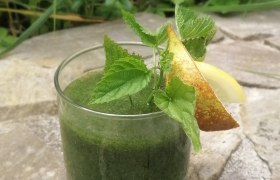 Wildkräuter-Smoothie, © Nuhr Medical Center